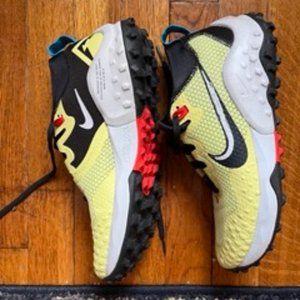 Size 8 Womens Nike Wildhorse 7 Trail Shoes (USED ONCE - New Condition)